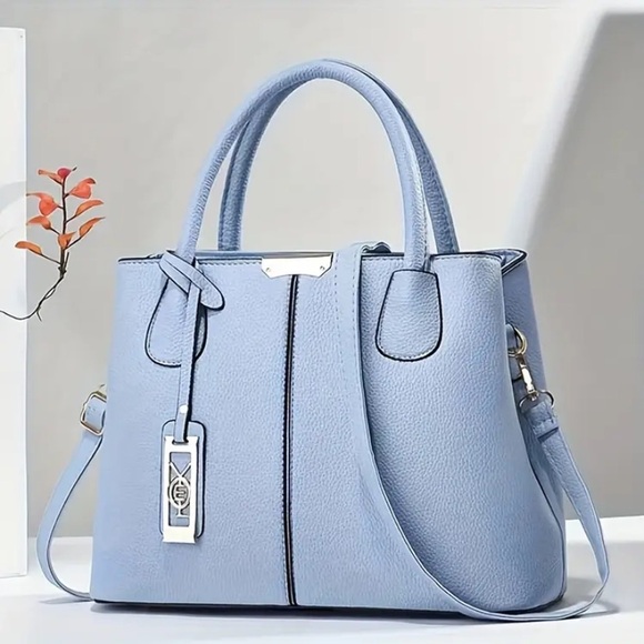 Handbags - Elegant Blue Handbag